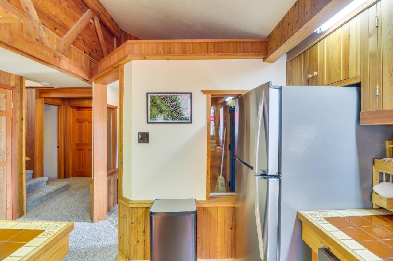 Hungry Horse Cabin With Gas Grill, Near Glacier! Exteriör bild
